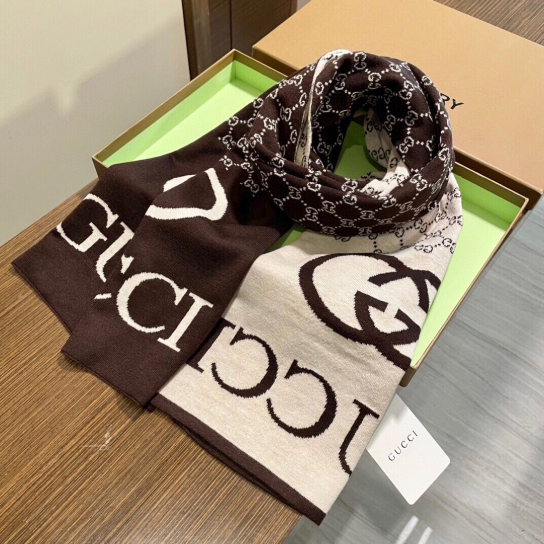 爆款上新 情侣款👍👍GG【经典GG】独家牛货🐂 奢华尽在尺寸之间，高端品质‼️具有超高羊绒品质才会被此品