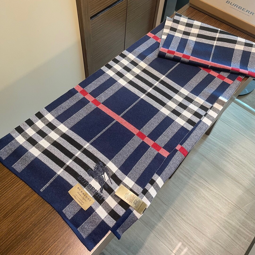 爆款上新 情侣款👍👍B家【经典战马】独家牛货🐂 奢华尽在尺寸之间，高端品质‼️具有超高羊绒品质才会被此品