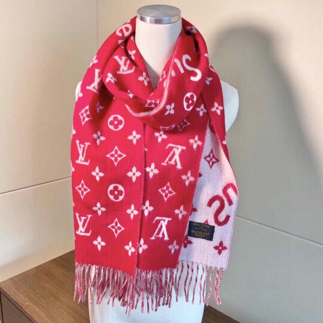 高版本 最好的SuPerme‼️超级软糯【LV SuPreme LV联名围巾】.红透了半边天❣️达人标配