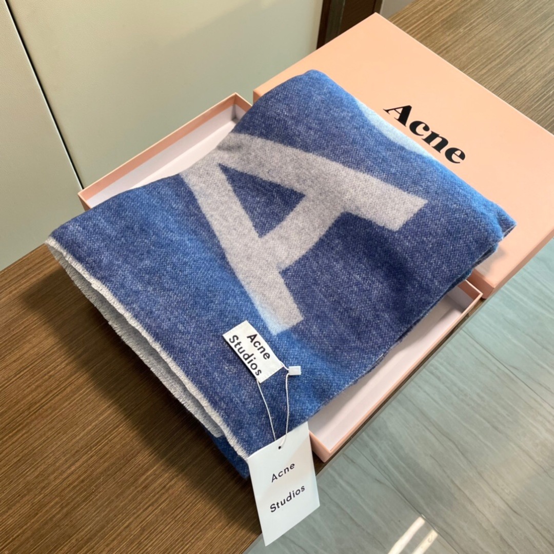 【acne大字母披肩】今年最热的款 🚨🚨原单原厂出品 超级大logo 🎆🎆双面三色纱提花工艺 🎟🎟波普艺