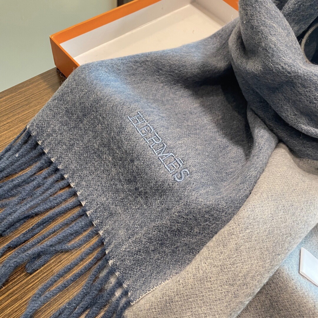 新色到❤️ 怒推走量双面爱马仕新款🎊重磅推荐🎊官网最新款💥 100%顶级山羊绒材质🔥非常保暖👑 柔软亲肤