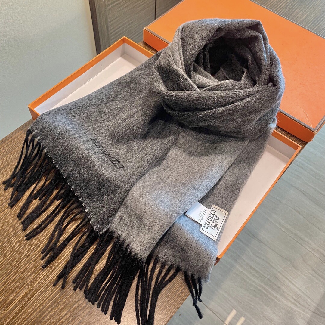 新色到❤️ 怒推走量双面爱马仕新款🎊重磅推荐🎊官网最新款💥 100%顶级山羊绒材质🔥非常保暖👑 柔软亲肤