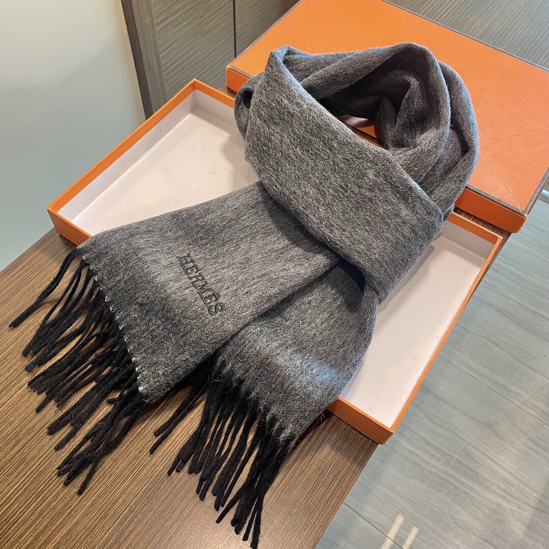 新色到❤️ 怒推走量双面爱马仕新款🎊重磅推荐🎊官网最新款💥 100%顶级山羊绒材质🔥非常保暖👑 柔软亲肤