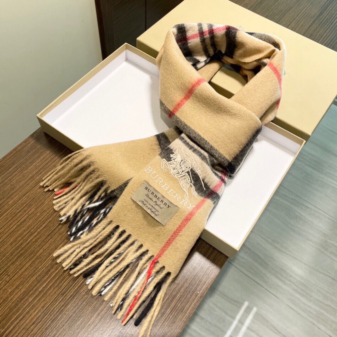 爆款‼️顶级高尖端巴宝利供迪拜出口货‼️】🎀男士女士围巾新品✨羊绒经典条纹编织👐围巾♨️高尖端产物⚠️经