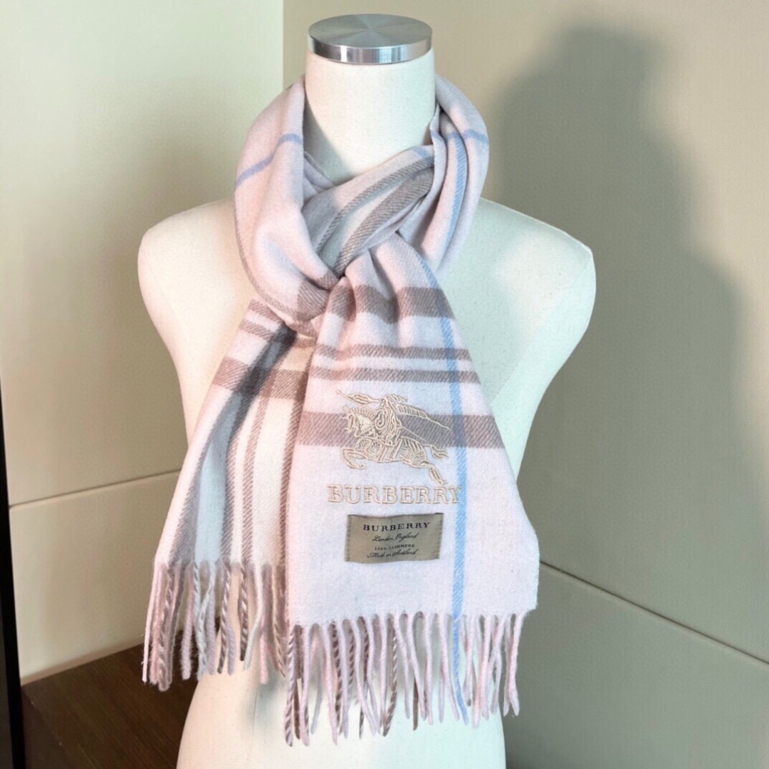 爆款‼️顶级高尖端巴宝利供迪拜出口货‼️】🎀男士女士围巾新品✨羊绒经典条纹编织👐围巾♨️高尖端产物⚠️经