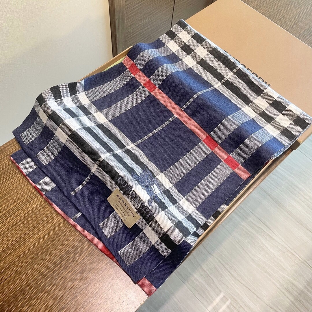 爆款上新 情侣款👍👍B家【经典战马】独家牛货🐂 奢华尽在尺寸之间，高端品质‼️具有超高羊绒品质才会被此品