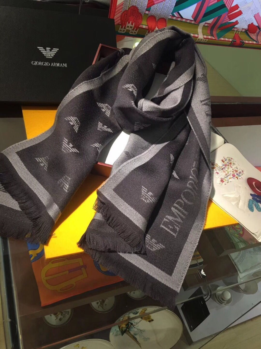 怒赞自留‼️家属福利，专柜同步在售，这个价格真的无敌超值！亲妈价格回馈~买到绝对值‼️Armani阿玛尼