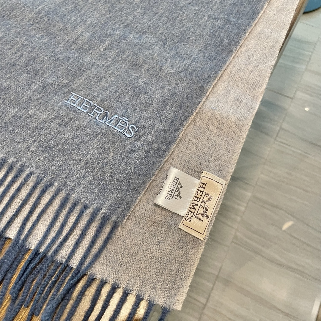 新色到❤️ 怒推走量双面爱马仕新款🎊重磅推荐🎊官网最新款💥 100%顶级山羊绒材质🔥非常保暖👑 柔软亲肤