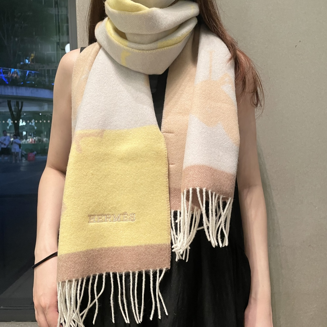 上新2025爱马仕男女款围巾且买且珍惜😍~都是出口订单所以比较难遇❤️东西讲究少而精😍好看的一定要收😎这