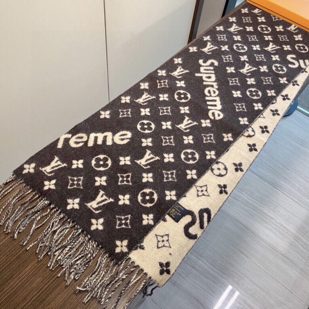 高版本 最好的SuPerme‼️超级软糯【LV SuPreme LV联名围巾】.红透了半边天❣️达人标配