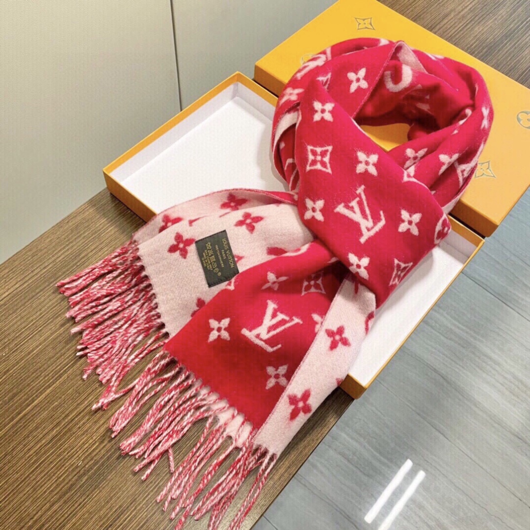 高版本 最好的SuPerme‼️超级软糯【LV SuPreme LV联名围巾】.红透了半边天❣️达人标配