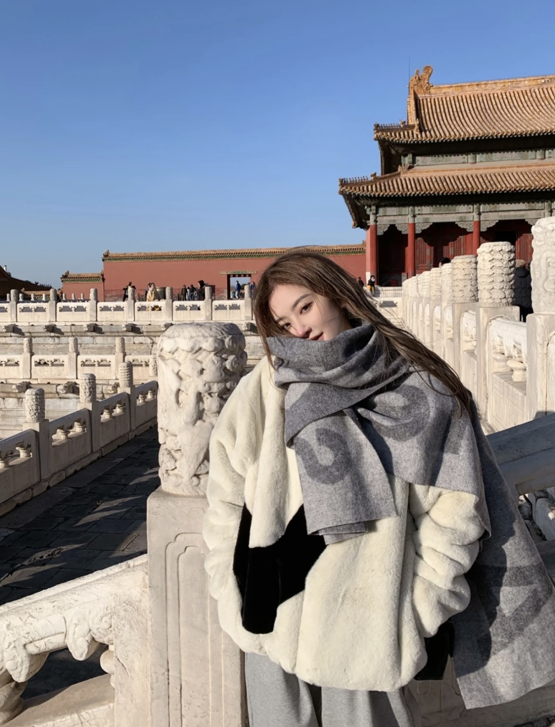 【acne大字母披肩】今年最热的款 🚨🚨原单原厂出品 超级大logo 🎆🎆双面三色纱提花工艺 🎟🎟波普艺