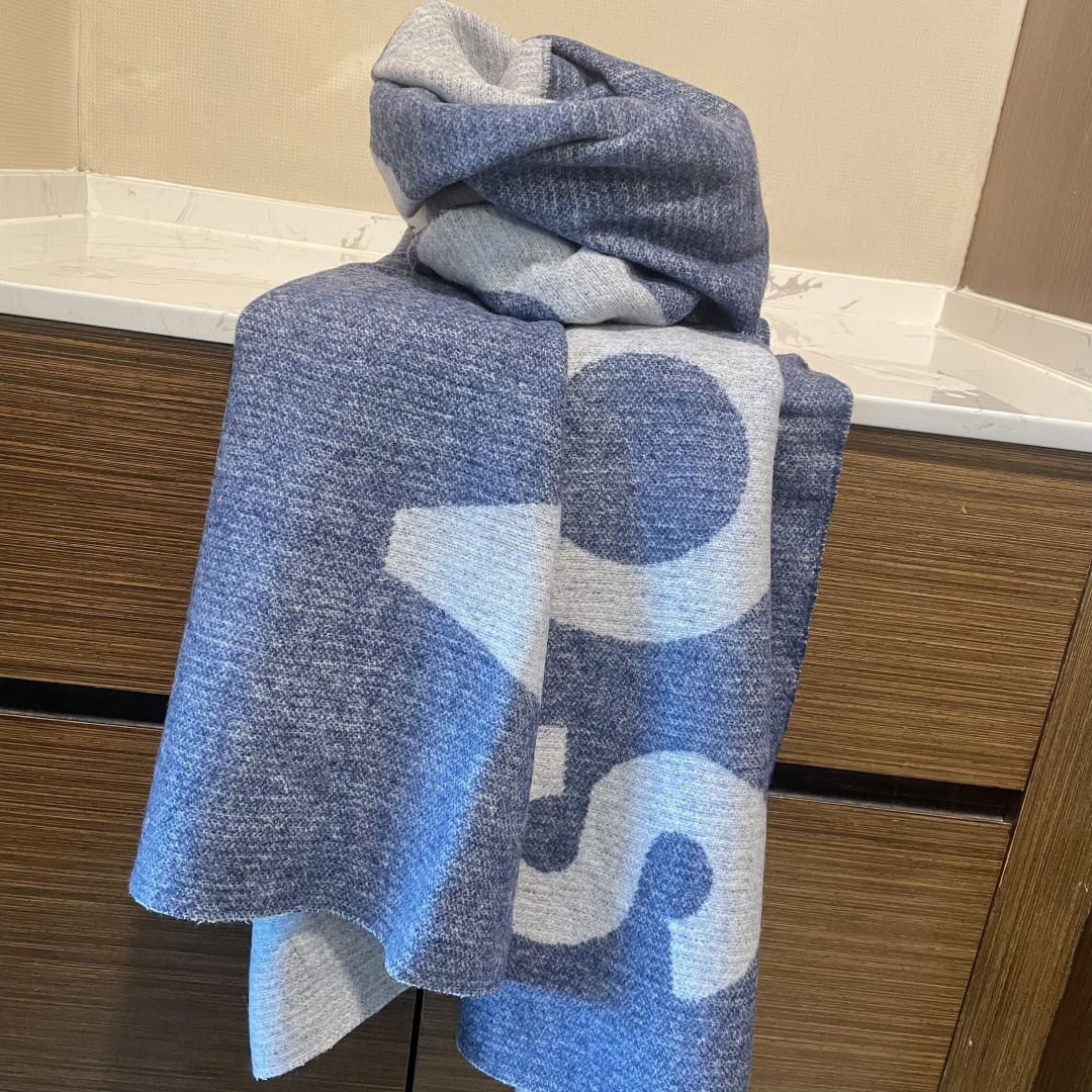 【acne大字母披肩】今年最热的款 🚨🚨原单原厂出品 超级大logo 🎆🎆双面三色纱提花工艺 🎟🎟波普艺