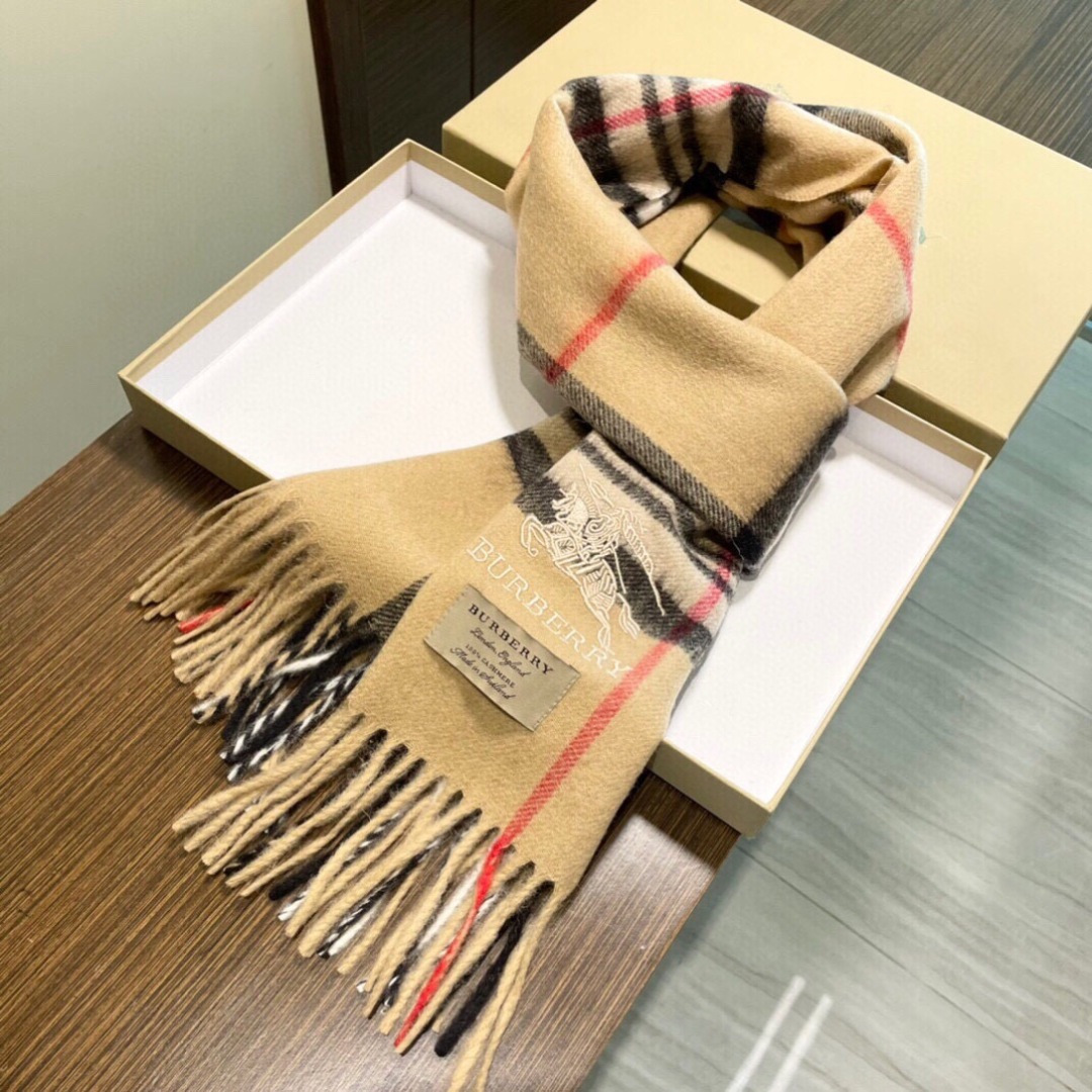 爆款‼️顶级高尖端巴宝利供迪拜出口货‼️】🎀男士女士围巾新品✨羊绒经典条纹编织👐围巾♨️高尖端产物⚠️经