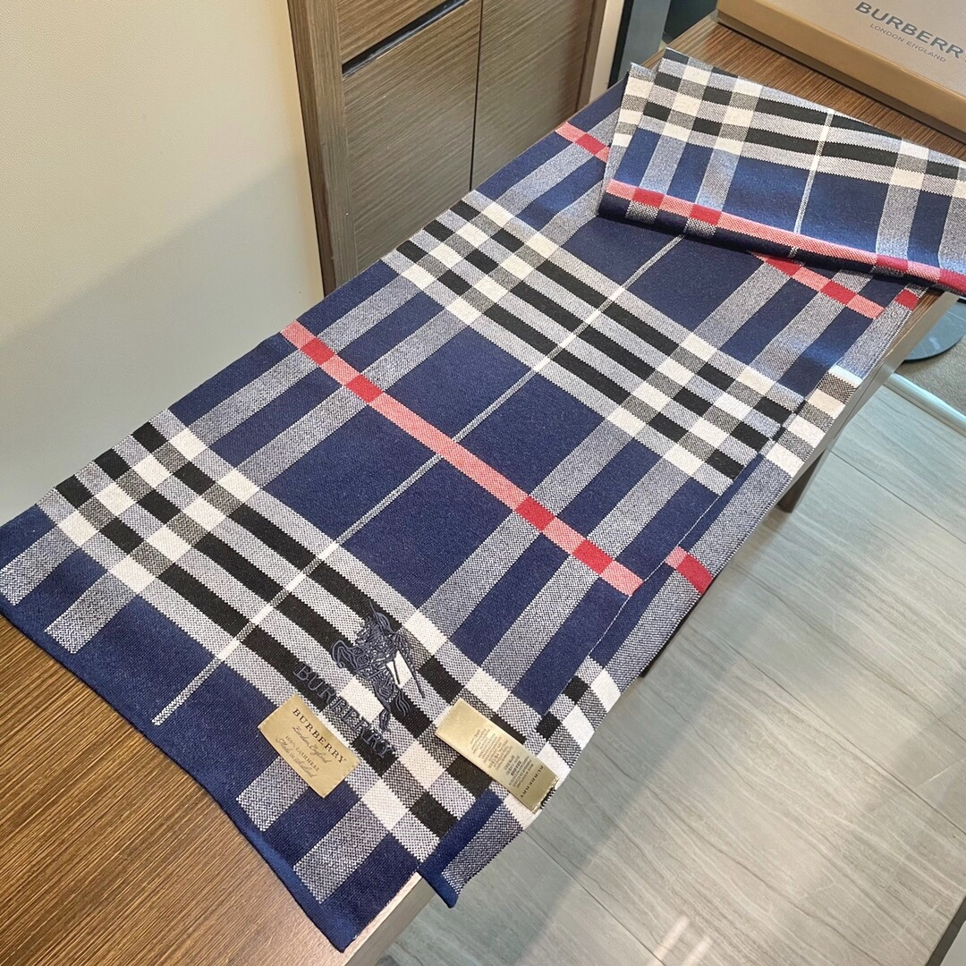 爆款上新 情侣款👍👍B家【经典战马】独家牛货🐂 奢华尽在尺寸之间，高端品质‼️具有超高羊绒品质才会被此品