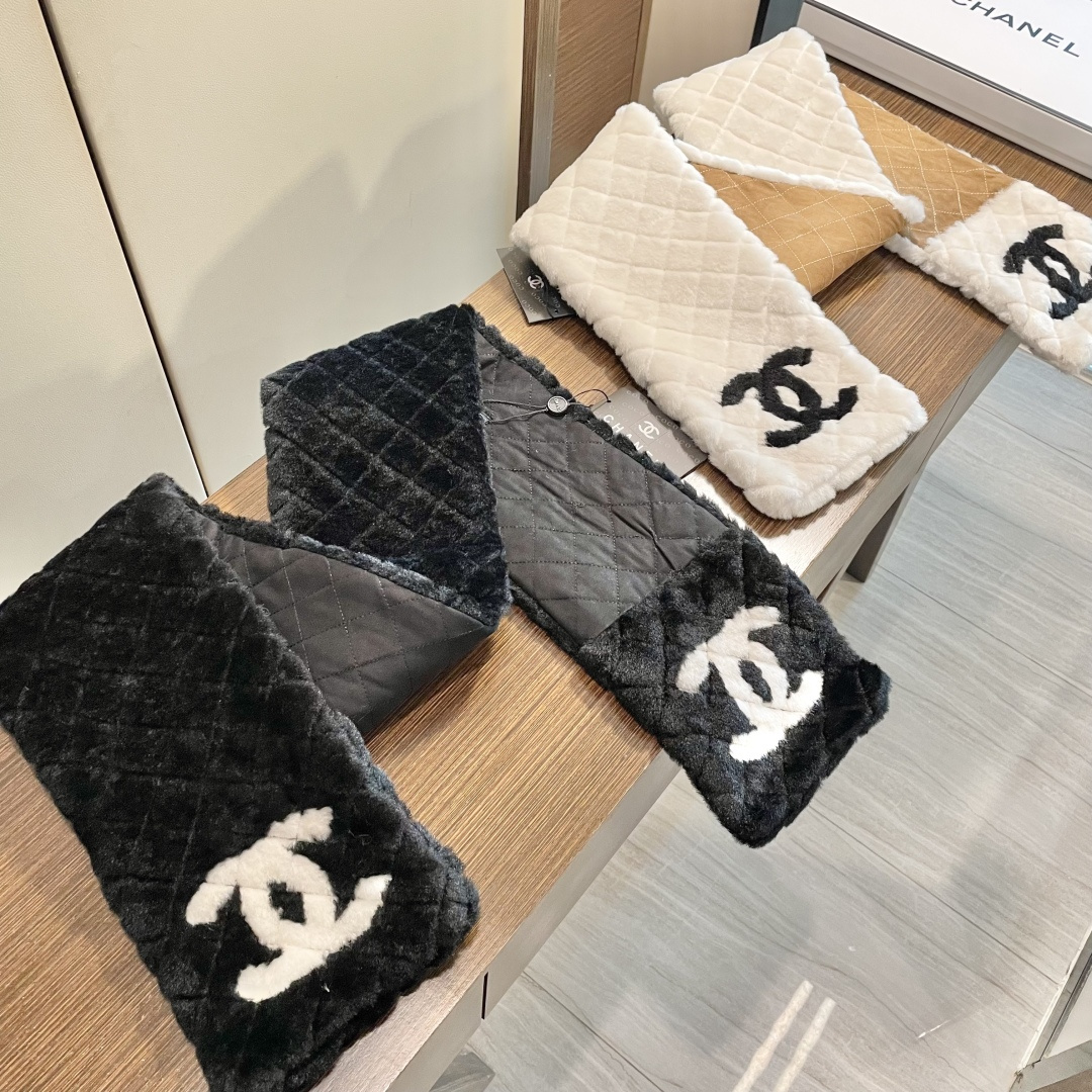【▪️超级保暖Chanel秋冬新款！！！】简约奢华大气白富美，进口人工皮草和羊绒的结合，高级的范畴已不只