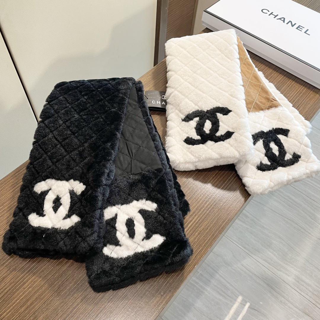 【▪️超级保暖Chanel秋冬新款！！！】简约奢华大气白富美，进口人工皮草和羊绒的结合，高级的范畴已不只