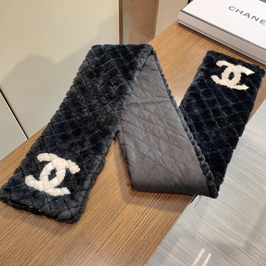 【▪️超级保暖Chanel秋冬新款！！！】简约奢华大气白富美，进口人工皮草和羊绒的结合，高级的范畴已不只