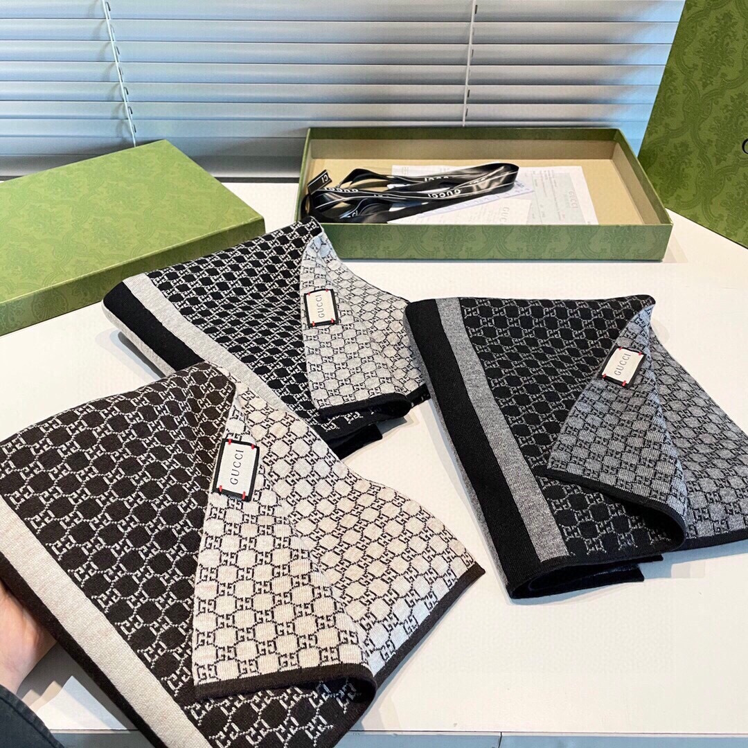 💋专柜最新款💨古奇火爆来袭💥🎊顶级色织工艺。此工艺只有大牌纯正代工厂才有的工艺‼️100%顶级针织加羊绒