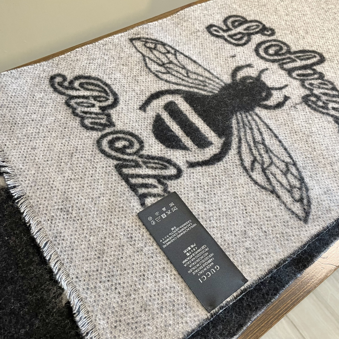 古奇【双G提花双面】款式经典，男女都可以 大方时髦，不过时，随便什么时候拿出来戴都好看。Gucci这款限