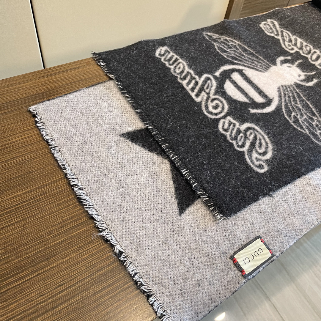 古奇【双G提花双面】款式经典，男女都可以 大方时髦，不过时，随便什么时候拿出来戴都好看。Gucci这款限