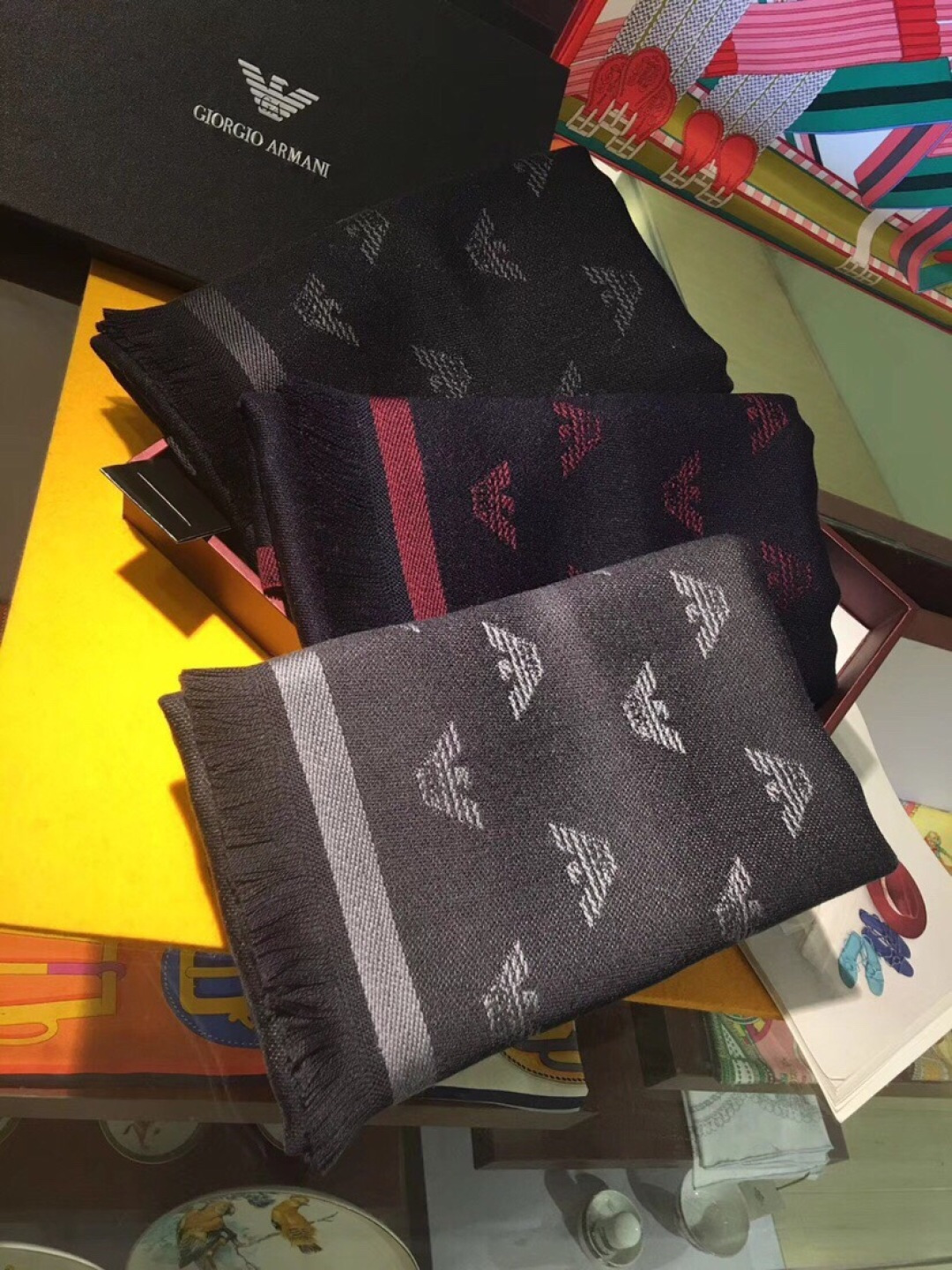 怒赞自留‼️家属福利，专柜同步在售，这个价格真的无敌超值！亲妈价格回馈~买到绝对值‼️Armani阿玛尼