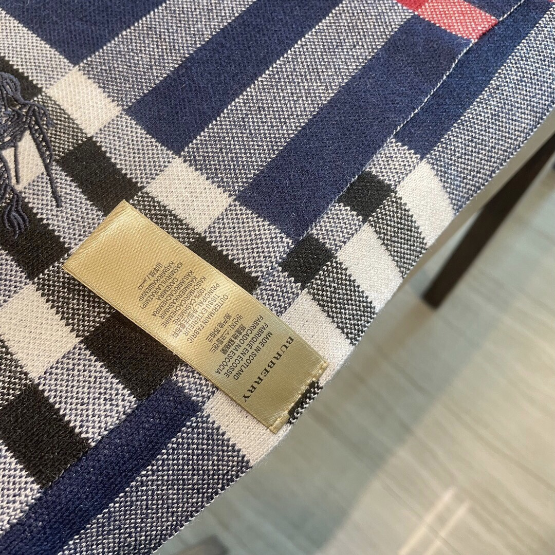 爆款上新 情侣款👍👍B家【经典战马】独家牛货🐂 奢华尽在尺寸之间，高端品质‼️具有超高羊绒品质才会被此品