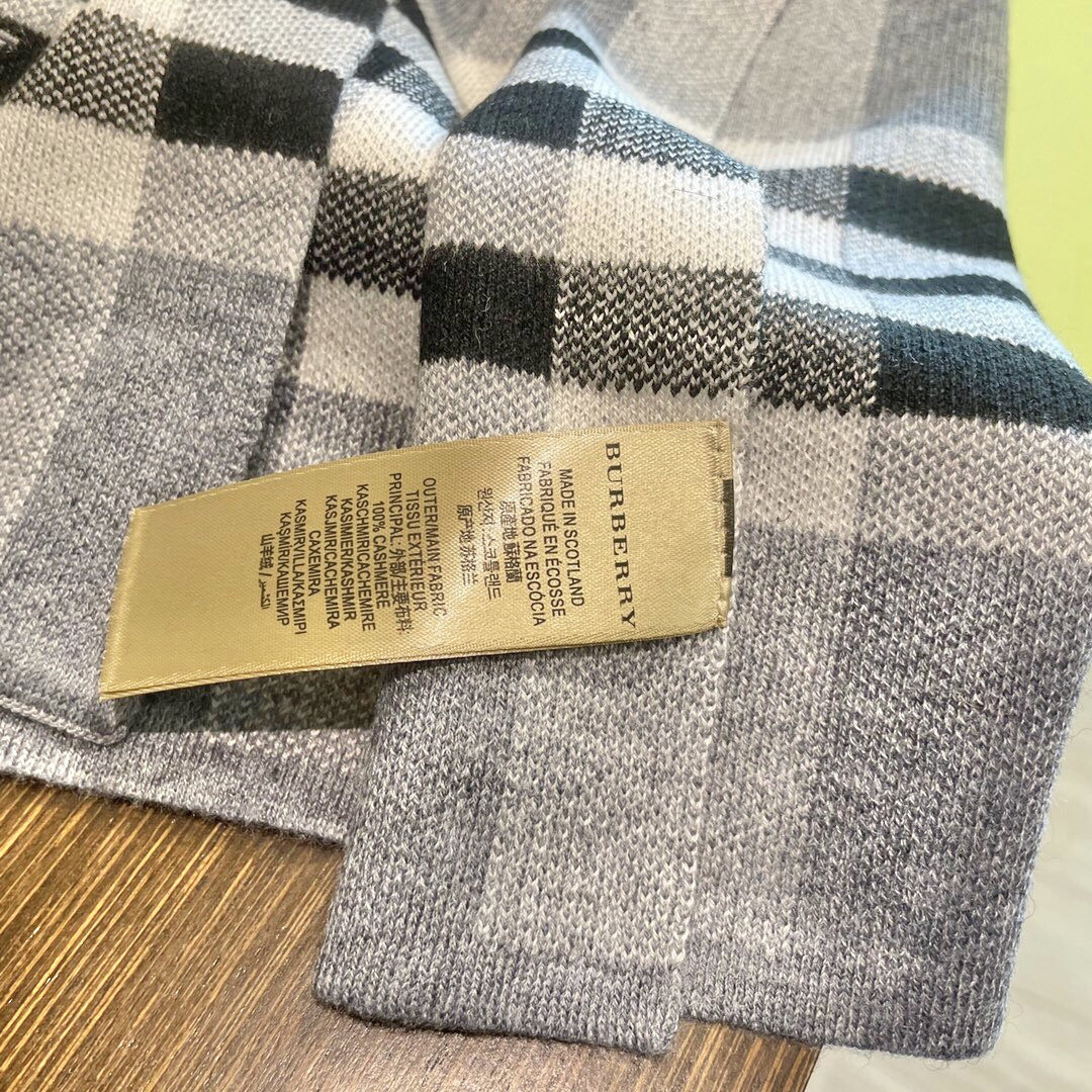 爆款上新 情侣款👍👍B家【经典战马】独家牛货🐂 奢华尽在尺寸之间，高端品质‼️具有超高羊绒品质才会被此品