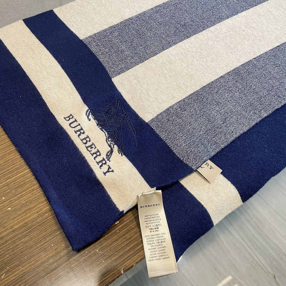 爆款上新 情侣款👍👍B家【经典战马】独家牛货🐂 奢华尽在尺寸之间，高端品质‼️具有超高羊绒品质才会被此品