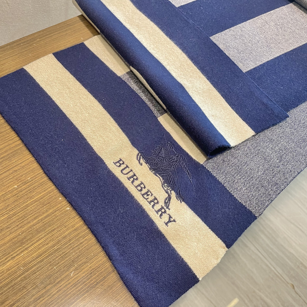 爆款上新 情侣款👍👍B家【经典战马】独家牛货🐂 奢华尽在尺寸之间，高端品质‼️具有超高羊绒品质才会被此品