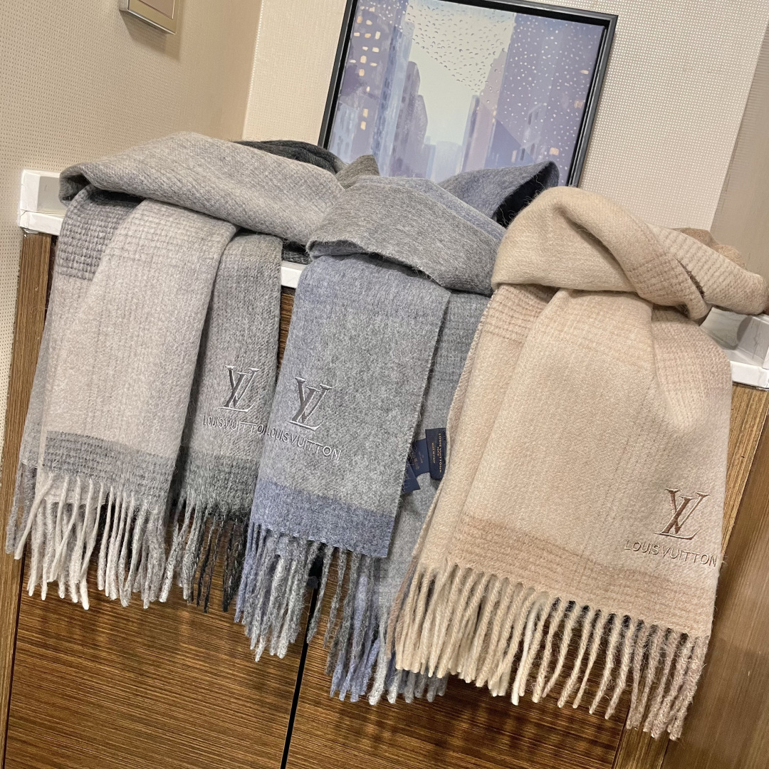 【▪️怒赞推荐‼️高端男士款~】超级无敌赞的男士羊绒围巾！！ZG同步在售，这个价格真的无敌超值！亲妈价格