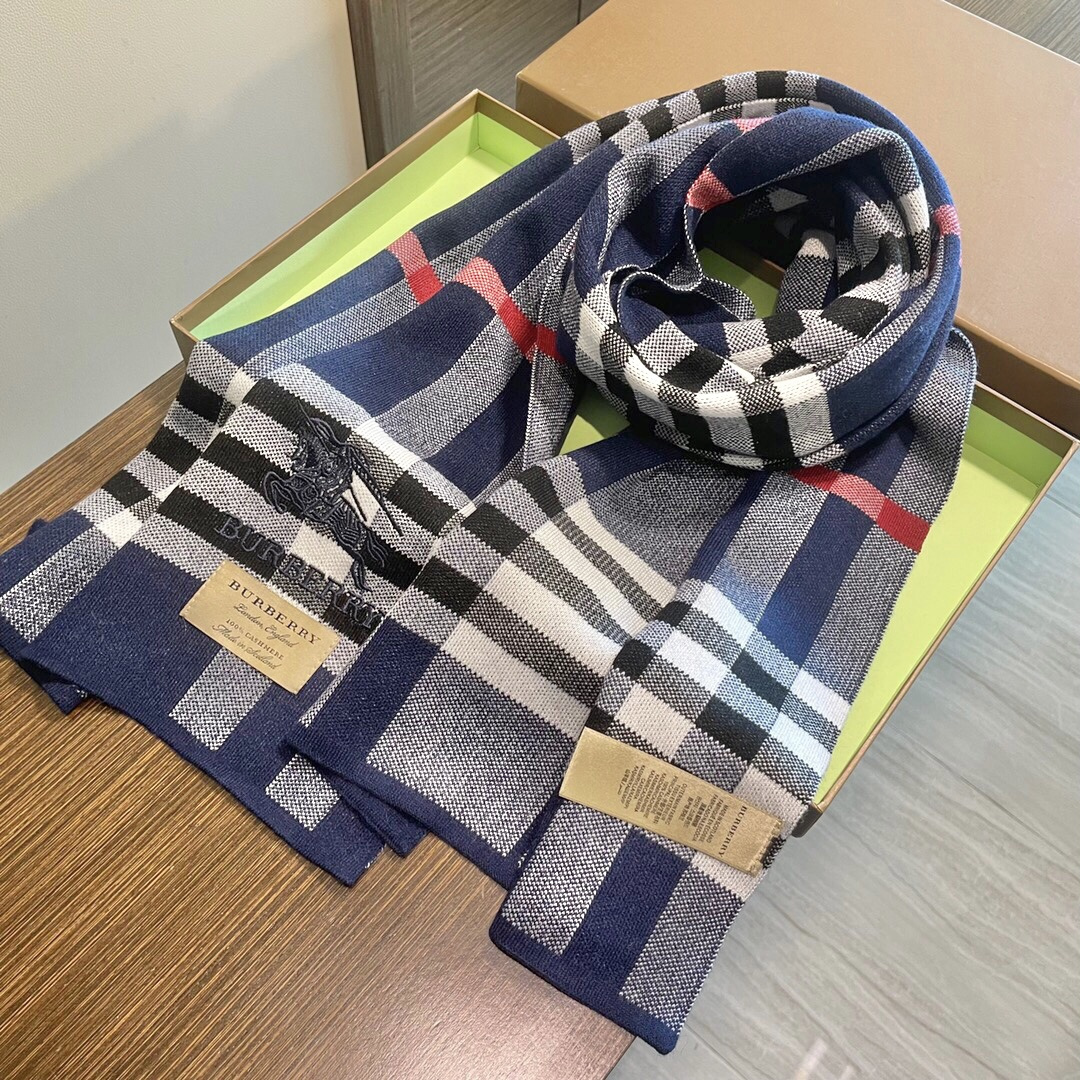 爆款上新 情侣款👍👍B家【经典战马】独家牛货🐂 奢华尽在尺寸之间，高端品质‼️具有超高羊绒品质才会被此品