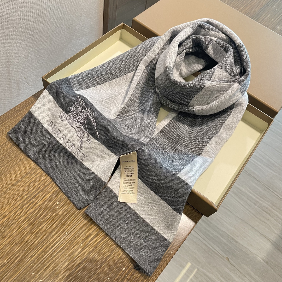 爆款上新 情侣款👍👍B家【经典战马】独家牛货🐂 奢华尽在尺寸之间，高端品质‼️具有超高羊绒品质才会被此品