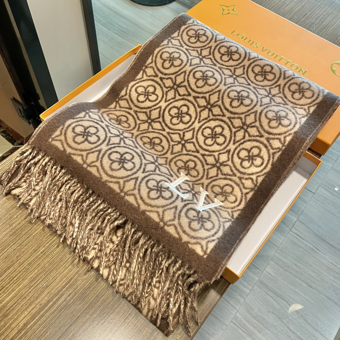 LV当下最主打男女款‼️】时下最。时尚的Logo潮流风格！非常有型，可以做情侣款❤️型男型女，绅士，白富