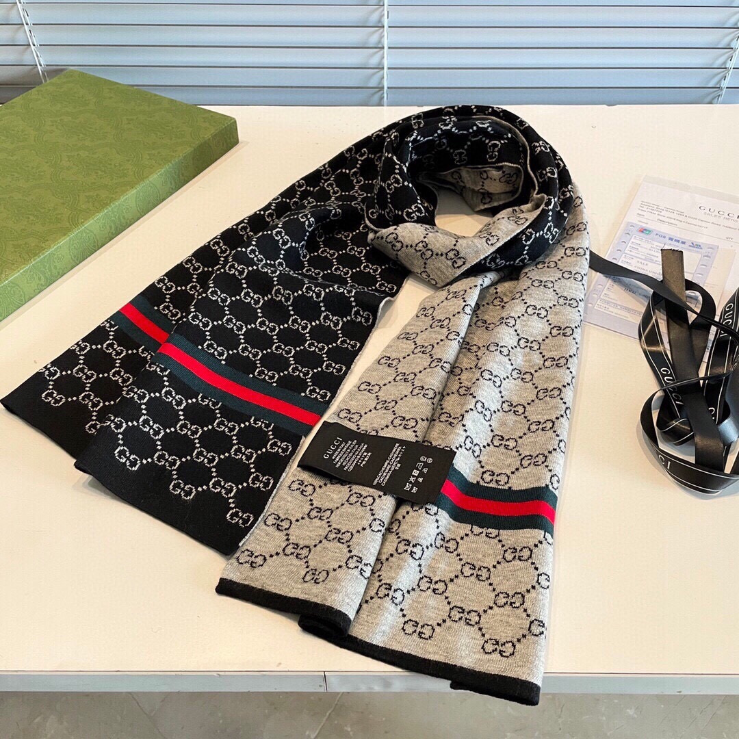 GG专柜最新款💨古奇火爆来袭💥🎊顶级色织工艺。此工艺只有大牌纯正代工厂才有的工艺‼️100%顶级针织加羊