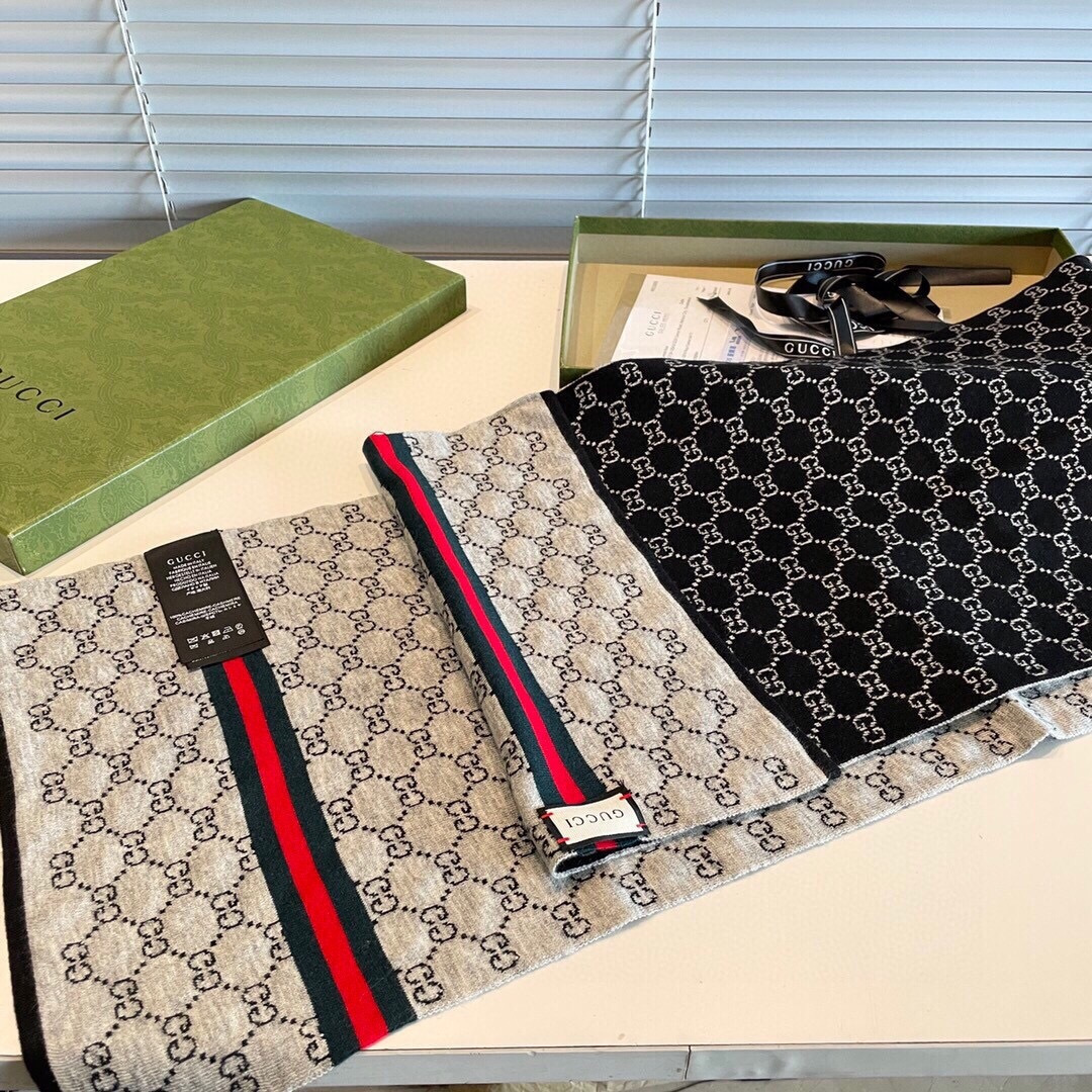 GG专柜最新款💨古奇火爆来袭💥🎊顶级色织工艺。此工艺只有大牌纯正代工厂才有的工艺‼️100%顶级针织加羊