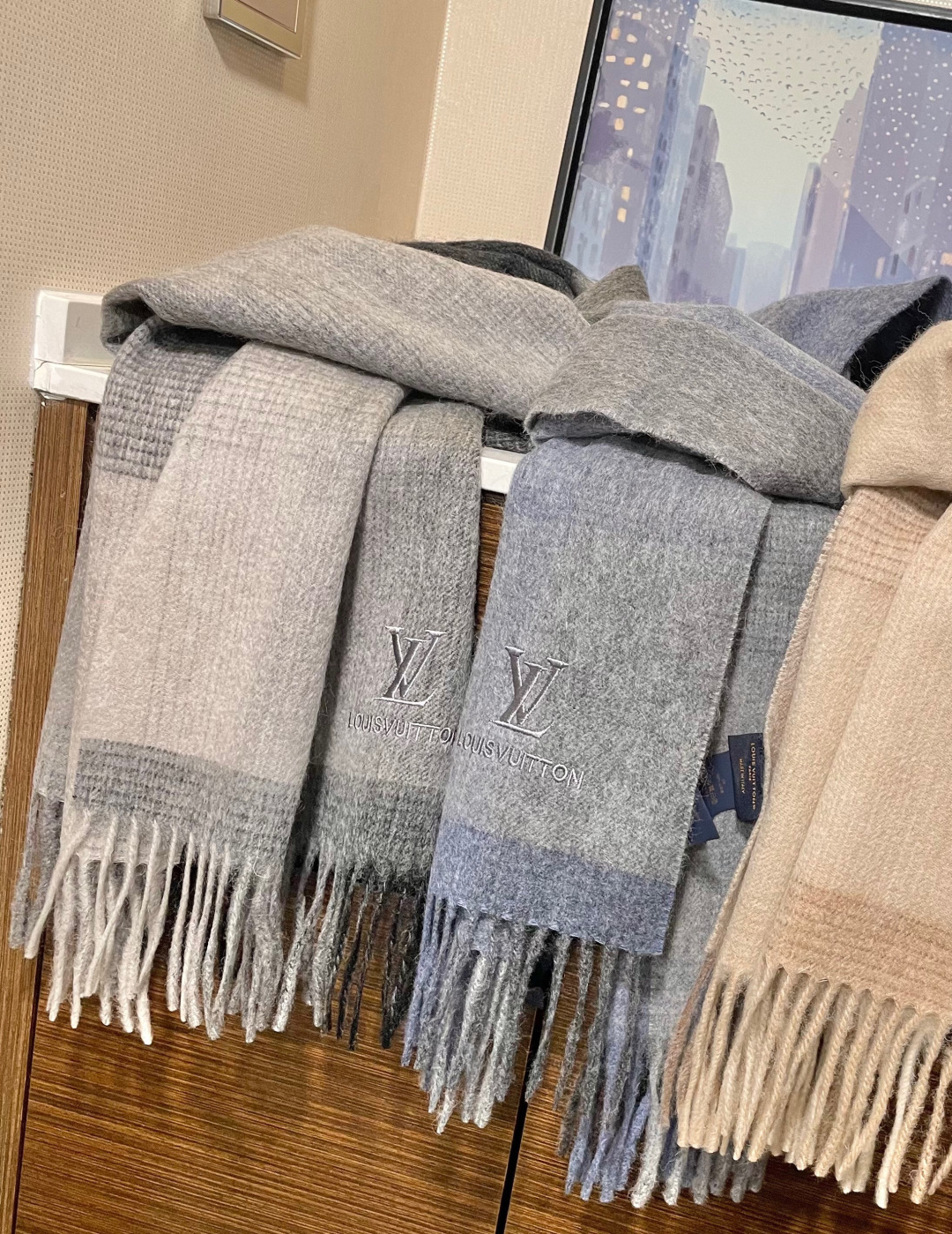 【▪️怒赞推荐‼️高端男士款~】超级无敌赞的男士羊绒围巾！！ZG同步在售，这个价格真的无敌超值！亲妈价格