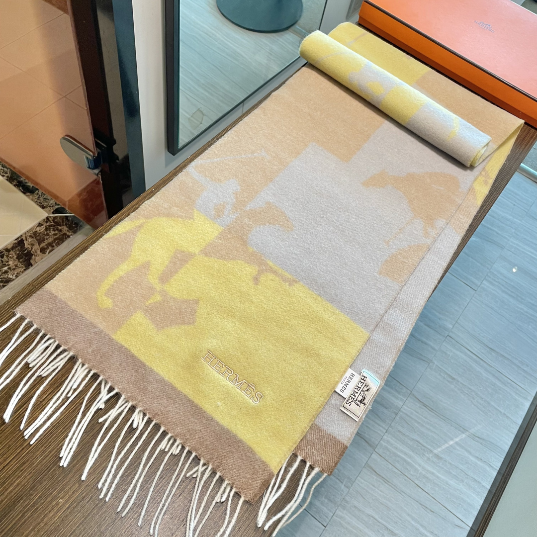 上新爱马仕男女款围巾且买且珍惜😍~都是出口订单所以比较难遇❤️东西讲究少而精😍好看的一定要收😎这款H家女