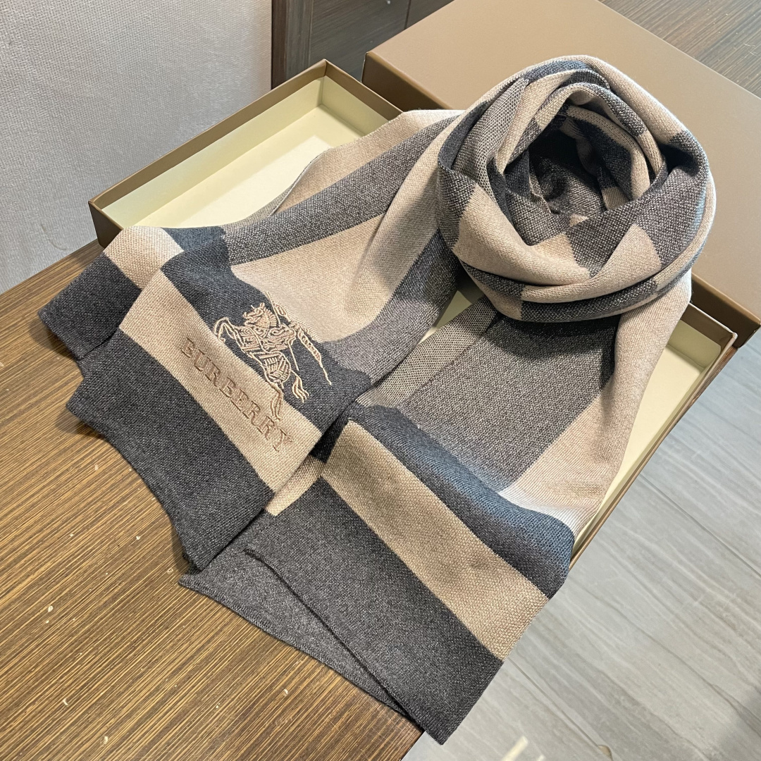 爆款上新 情侣款👍👍B家【经典战马】独家牛货🐂 奢华尽在尺寸之间，高端品质‼️具有超高羊绒品质才会被此品