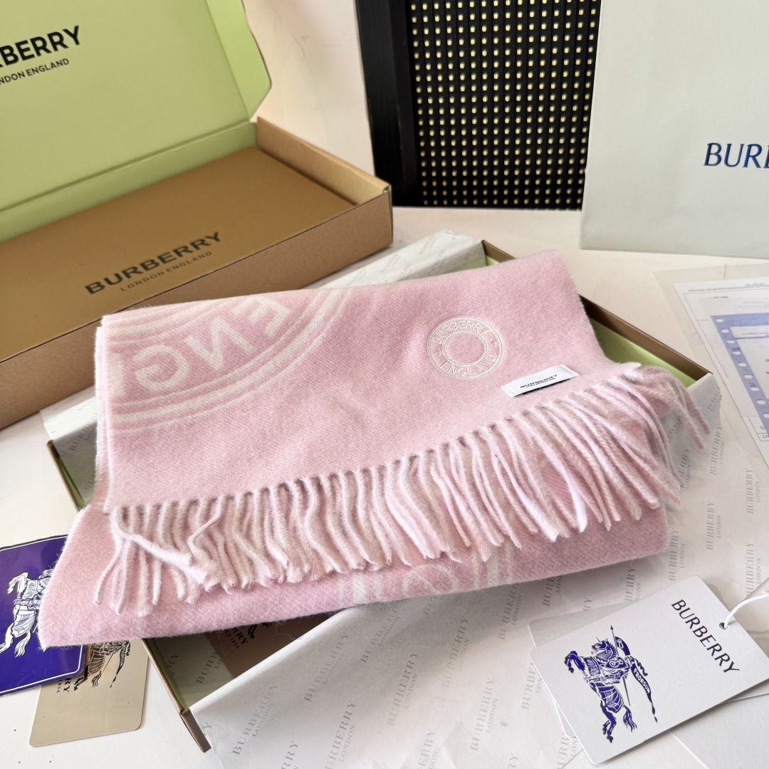 巴宝莉 秋冬新品！！看到了围巾的天花板👇巴宝莉BURBERRY！双面双色羊毛围巾圆环logo设计100%