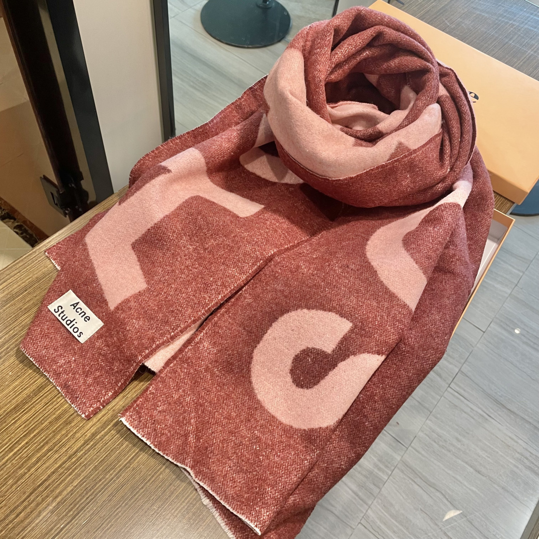 【acne大字母披肩】今年最热的款 🚨🚨原单原厂出品 超级大logo 🎆🎆双面三色纱提花工艺 🎟🎟波普艺