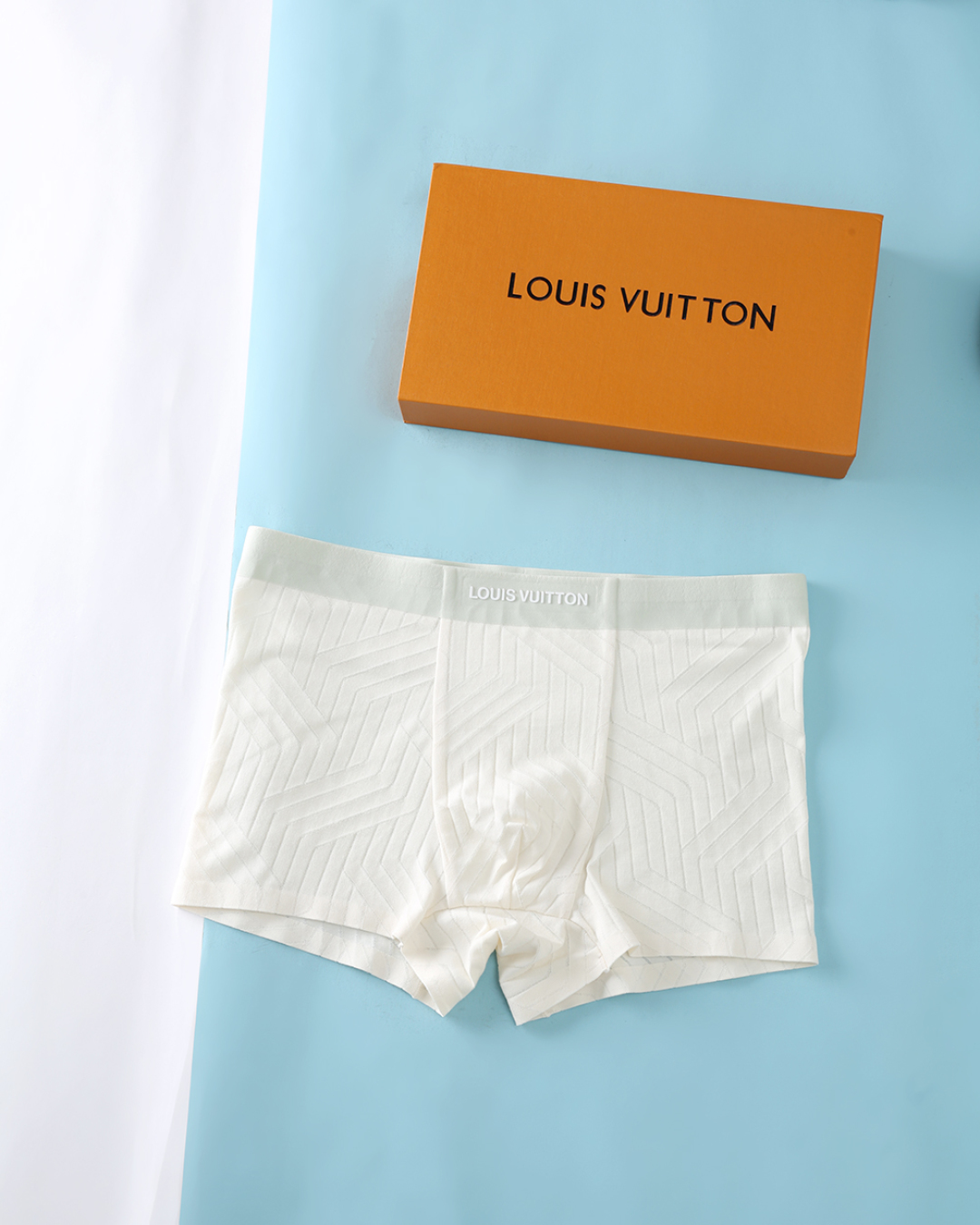 Lou…V 路*登 2025ss夏季新款，男士经典条纹肌理棉质提花内裤，海外订单，三条装礼盒内裤！重磅
