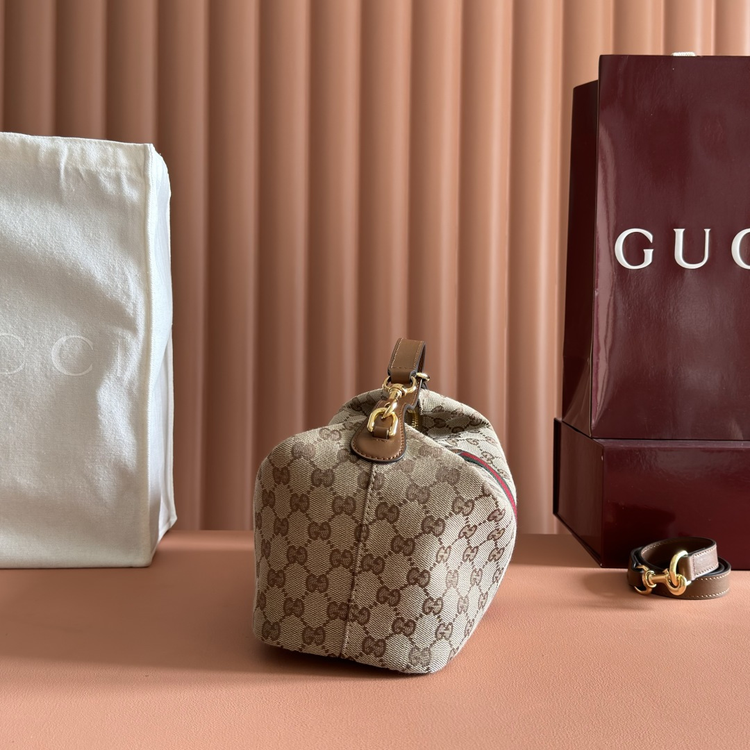 Gucci Vanity Beige GG Canvas shoulder everyday
