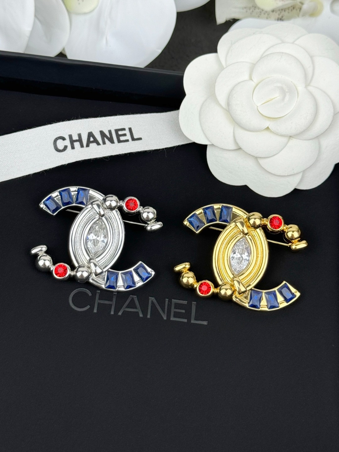 NO:921635,Ch@nel26A marquise color diamond retro brooch gold silver, Chanel brooch, chanel, brooch, breastpin19860909Ch@nel26A马眼彩色镶钻复古胸针 金色 银色,香奈儿胸针,chanel,brooch，breastpin,Jewelry