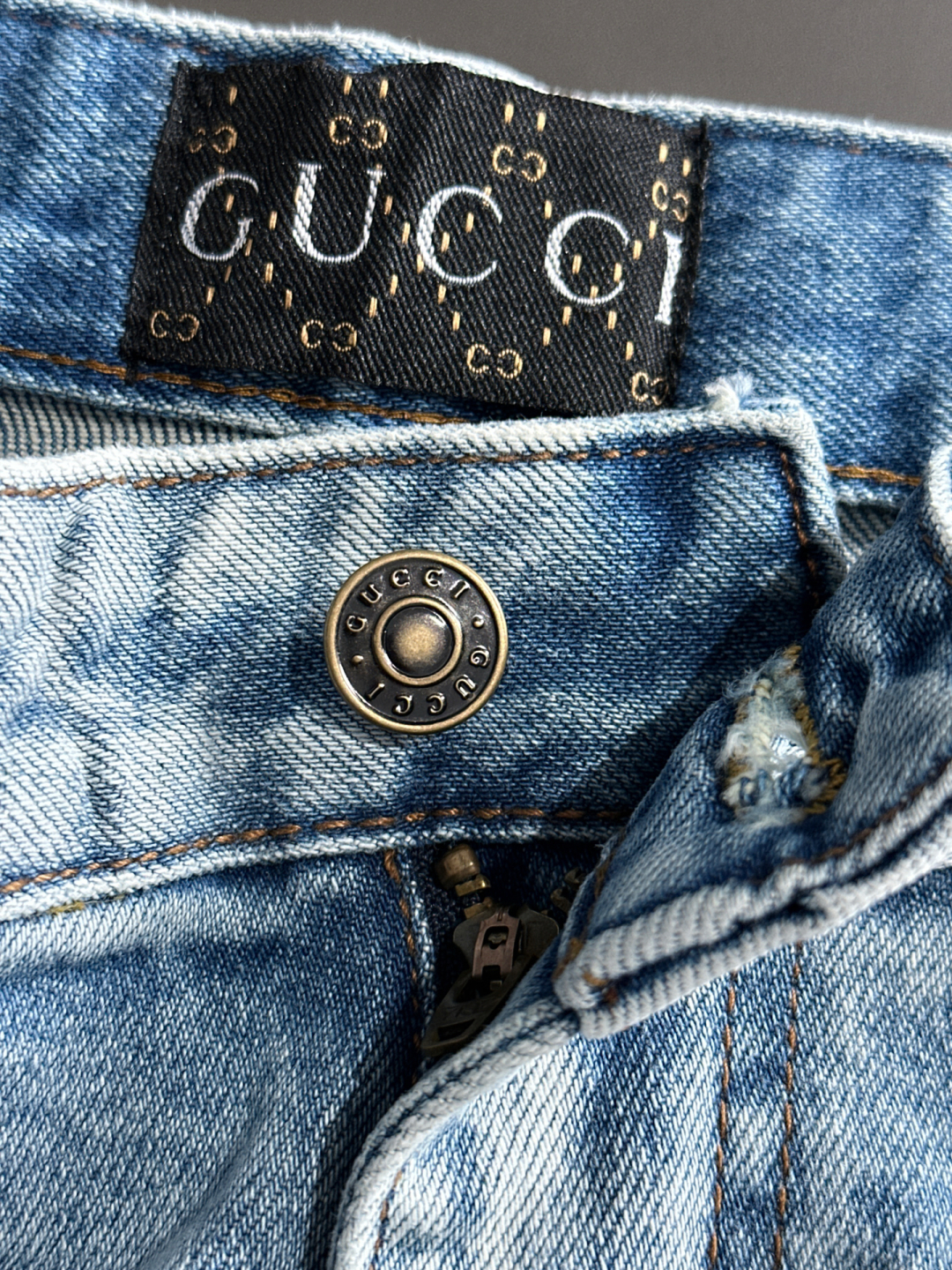  GUCCI🇫🇷 2025🔥🔥新款现货上市，原单爆款牛仔裤👖超级定制款，原版五金，超级重工工艺，版型超赞