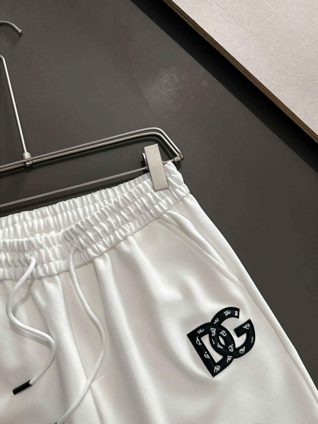 New Summer Shorts: High-Bulleted Tampons, Fashion Comfort, Classic Logo, Hardware Detail, Handsome Fit - 图片 4