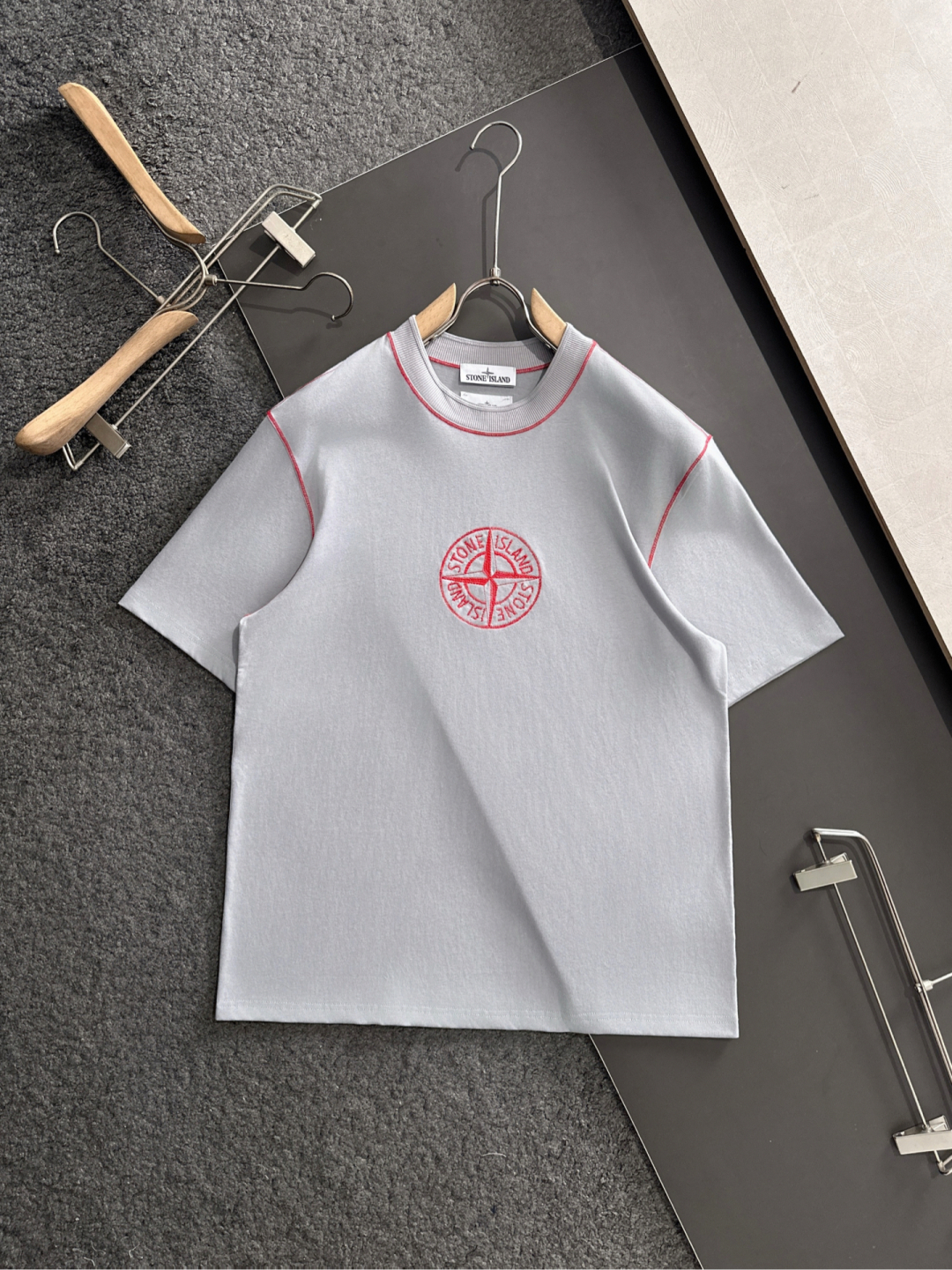 2025SS Men’s Classic Logo T-shirt: Comfortable, Durable, Stylish for Spring/Summer - 图片 1