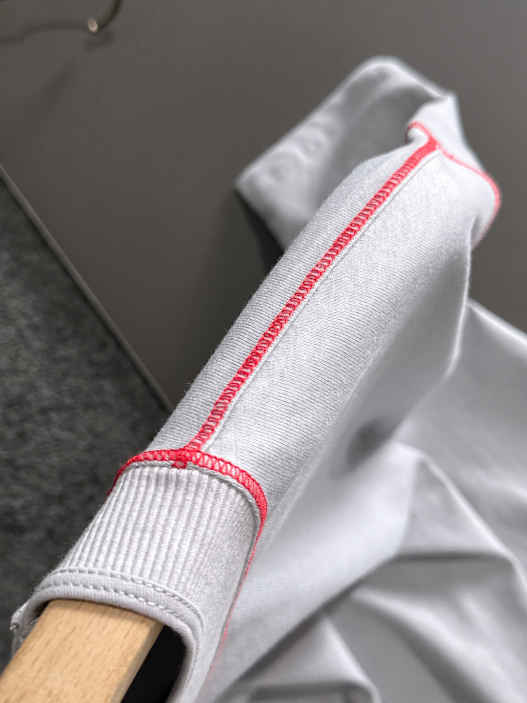 2025SS Men’s Classic Logo T-shirt: Comfortable, Durable, Stylish for Spring/Summer - 图片 7