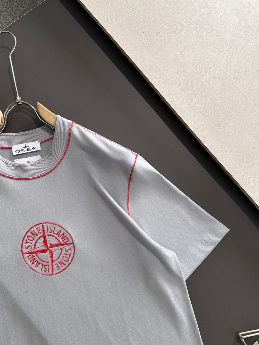2025SS Men’s Classic Logo T-shirt: Comfortable, Durable, Stylish for Spring/Summer - 图片 4