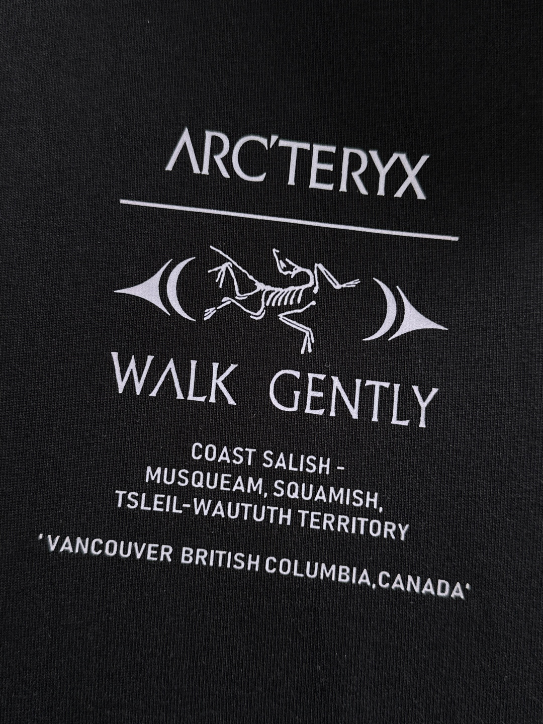 ARC 2025SS春夏最新款圆领时尚短袖T恤，官网同步，专柜纯棉面料！贴肤舒适，耐看又好穿，经典简约l